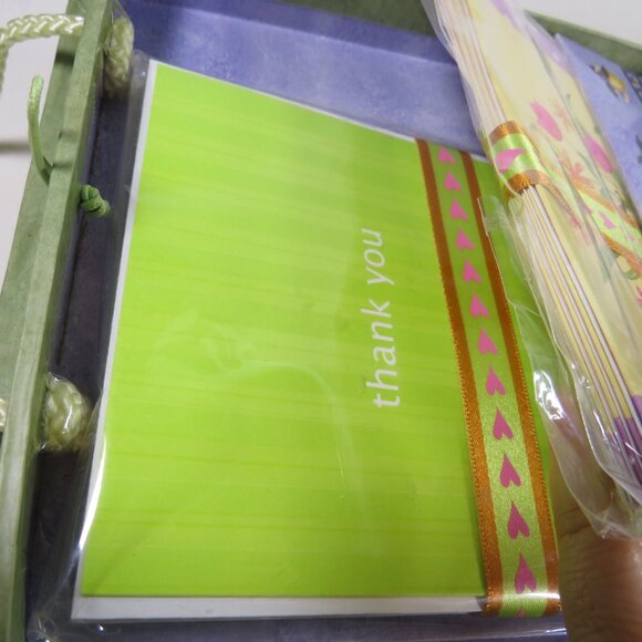 Green w Lemons Purse with stationary inside (NEW but not original items inside) - Picture 12 of 14